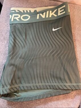 Nike Olive Green Pro Compression Shorts with Chevron Texture
